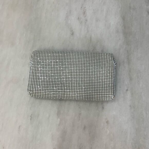Vintage STUDIO IMPORTS White Gold Metal Mesh Purse Envelope Clutch 1970s 1980s - Picture 2 of 6